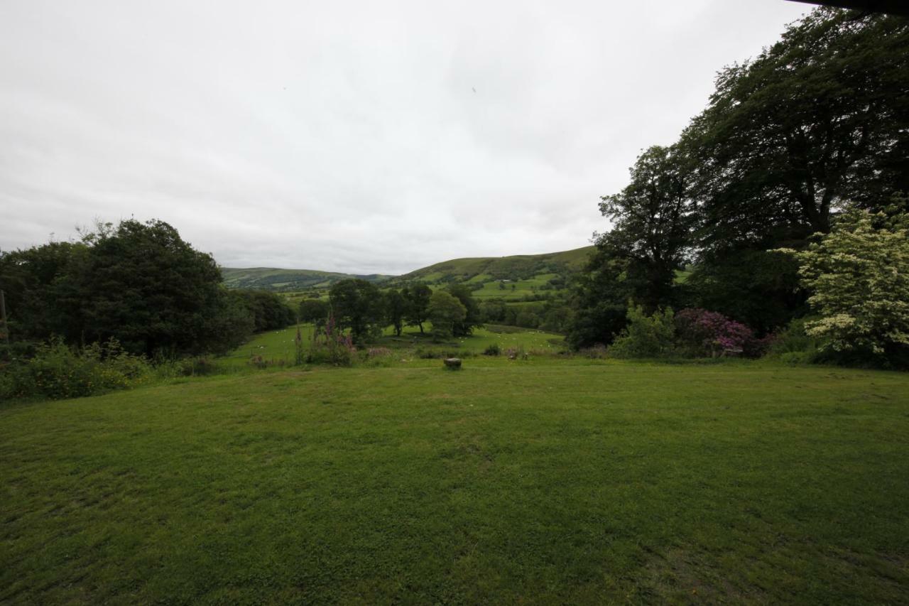 Plas Esgair Llanbrynmair Екстериор снимка
