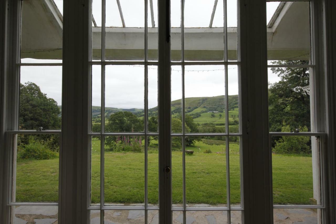 Plas Esgair Llanbrynmair Екстериор снимка